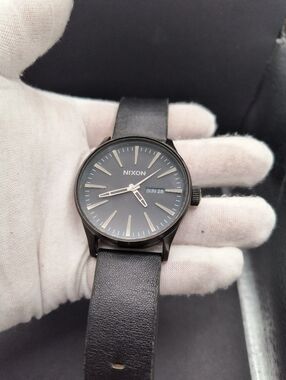 Nixon The Sentry Black Leather - Unisex Watch